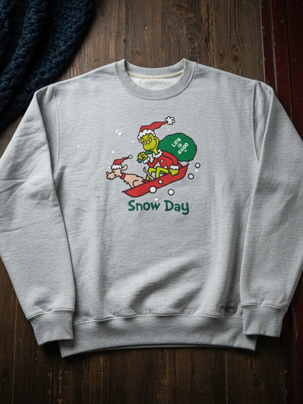 📌 Life is Good Grinch "Snow Day" Crewneck Sweatshirt XL